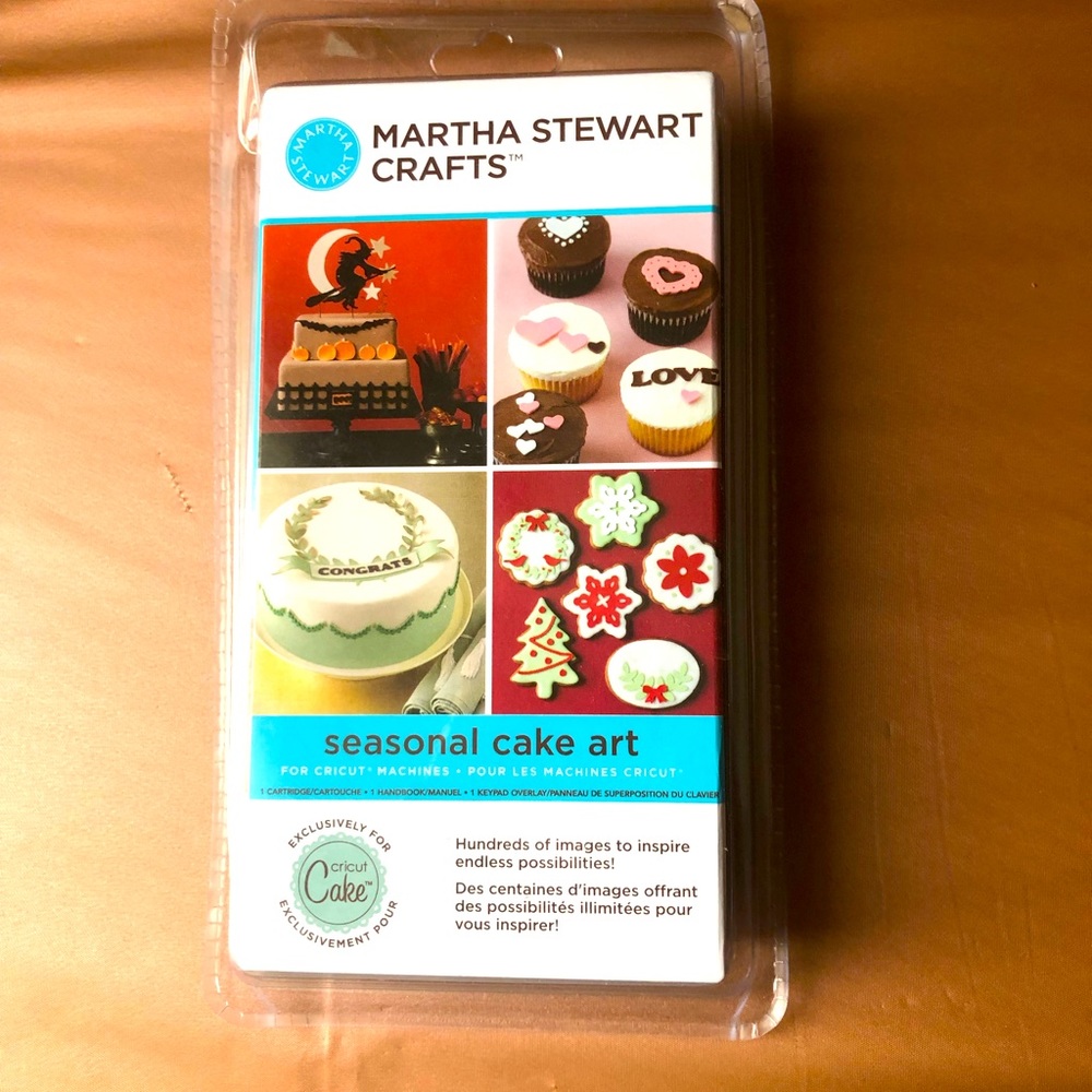 Martha Stewart Crafts Cricut Seasonal Cake Art